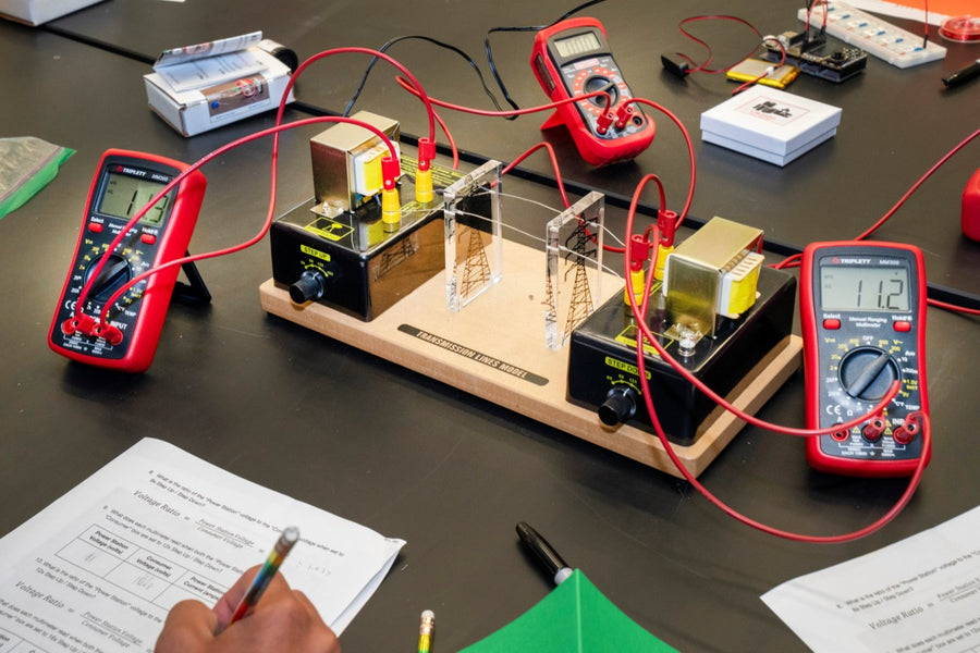 Electricity & circuits kit